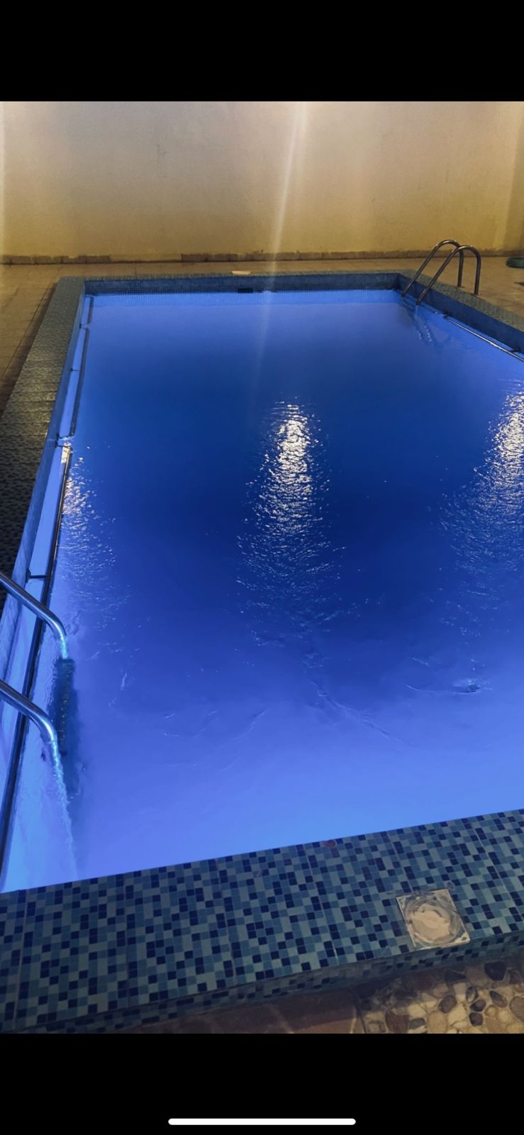 مسبح نظيف